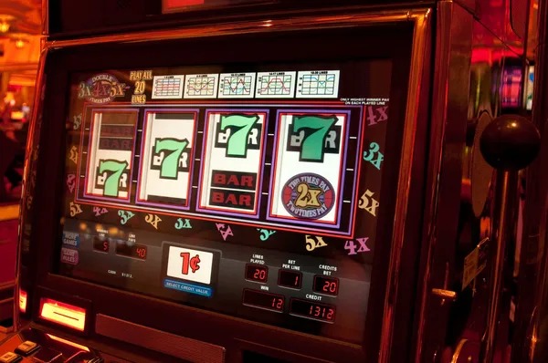 idntoto Wild Fireworks live dealer table with HD camera feed and real-time draw display